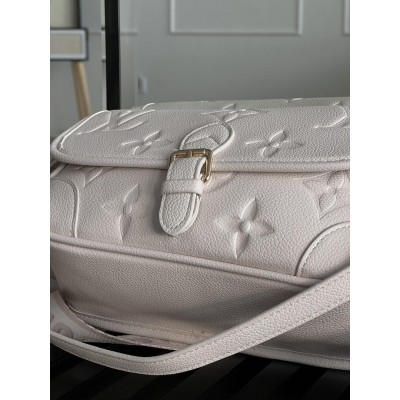 Жіноча сумка Louis Vuitton Diane Empreinte крос боді білий стьобаний Луї Віттон