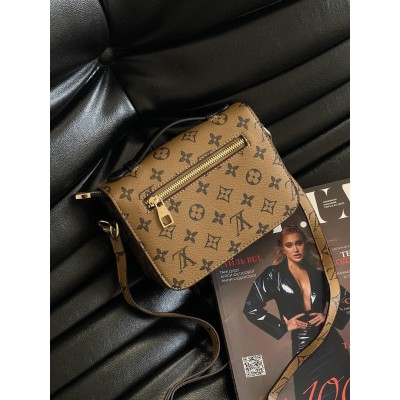 Cумка женская Луи Витон через плечо Louis Vuitton Medium Pochette коричневый монограмм