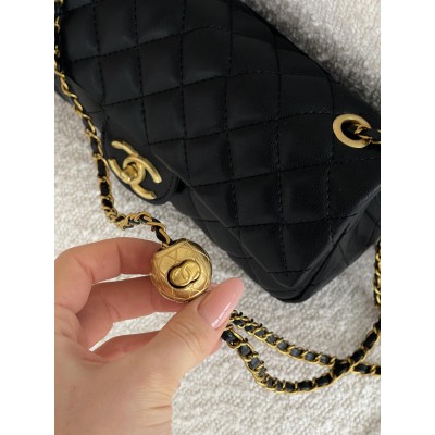Сумка жіноча клатч через плече Chanel Classic Small Flap Bag Шанель чорний класичний