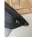 Жіноча бананка Louis Vuitton через плече чорний стьобаний , поясна бананка Луї Віттон