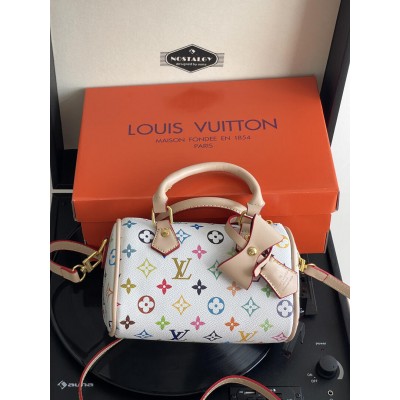 Жіноча сумка Louis Vuitton Nano Speedy барило білий монограм через плече Луї Віттон Жіноча сумка Louis Vuitton Nano Speedy барило білий монограм через плече Луї Віттон