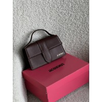 Жіноча сумка Jacquemus Le Grand Bambino шоколадний крос боді Жакмюс