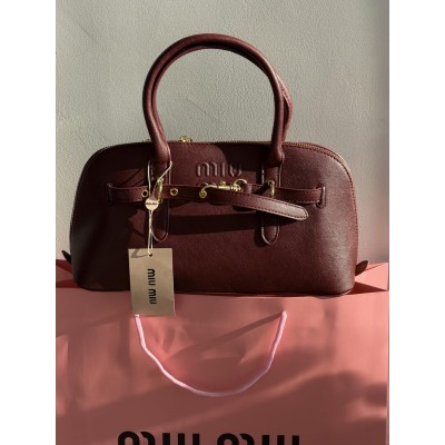 Сумка жіноча Miu Miu Aventure Nappa Leather бургундський класичний крос боді Міу Міу Сумка жіноча Miu Miu Aventure Nappa Leather бургундський класичний крос боді Міу Міу