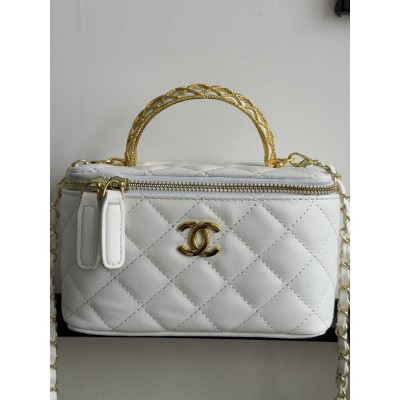 Сумка жіноча клатч Chanel класична Lambskin білий Шанель