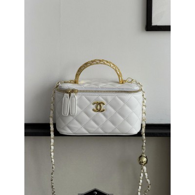 Сумка жіноча клатч Chanel класична Lambskin білий Шанель Сумка жіноча клатч Chanel класична Lambskin білий Шанель
