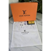 Фірмова упаковка Louis Vuitton, упаковка на подарунок. Подарункова брендова упаковка Луї Вітон