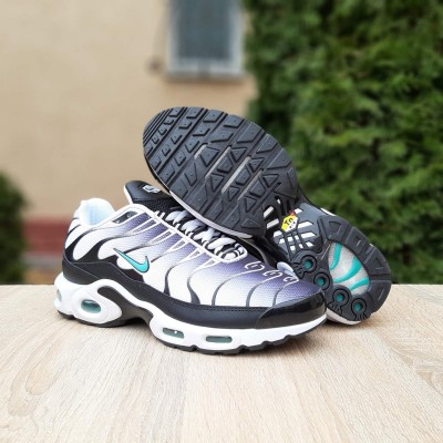 Nike Air Max Plus Sneakers TN белые с черным и салатовым, Размер 44