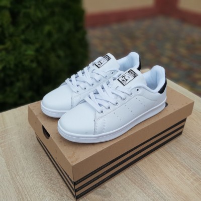 Adidas Stan Smith Білі з чорним, Розмір 37