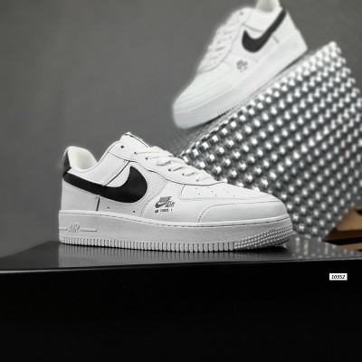 Nike Air Force 1 білі з чорним, Розмір 45