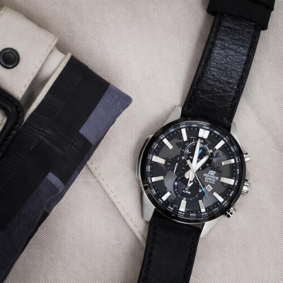 Casio EFR-303L-1A