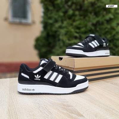 Adidas Forum 84 Low Black Suede White чорні з білим, Розмір 37