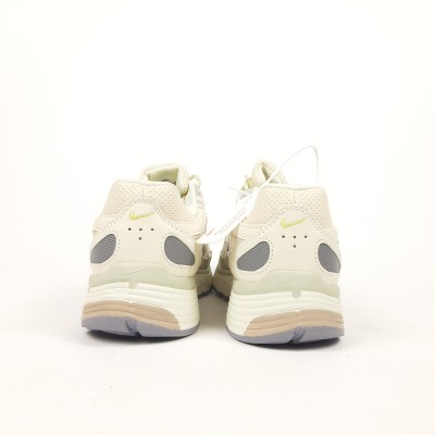 NIKE W P-6000 SE бежеві з сірим, Розмір 37