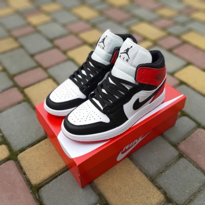 Nike Air Jordan 1 белые с черным и красным, Размер 37