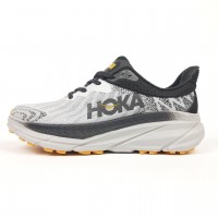 HOKA ONE ONE Challenger Atr 7 сірі з чорним та помаранчевим, Розмір 37
