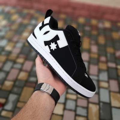 DC Court Graffik Black/White Skate Shoes Low-Top, Розмір 44