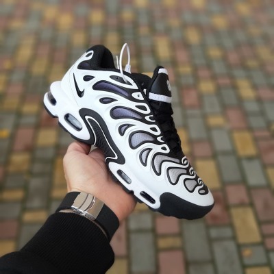 Nike Air Max TN Plus Drift белые с черным, Размер 40