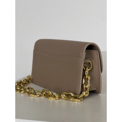 Женская сумка клатч Coach Idol Bag бежевый на цепочке Коуч