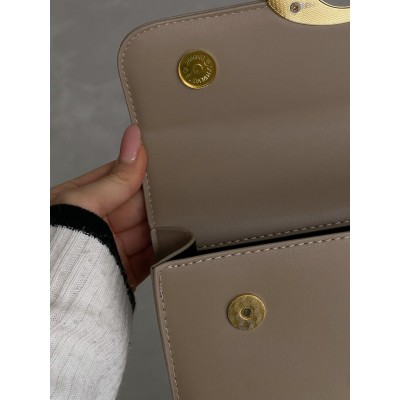 Женская сумка клатч Coach Idol Bag бежевый на цепочке Коуч