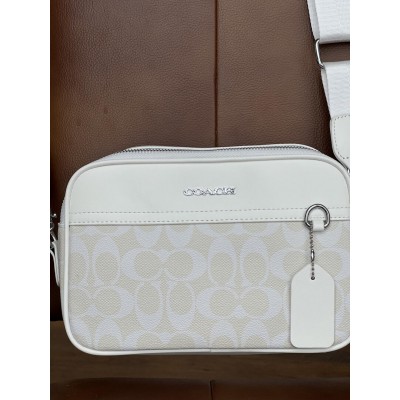 Сумка жіноча Coach Graham крос боді Коуч білий
