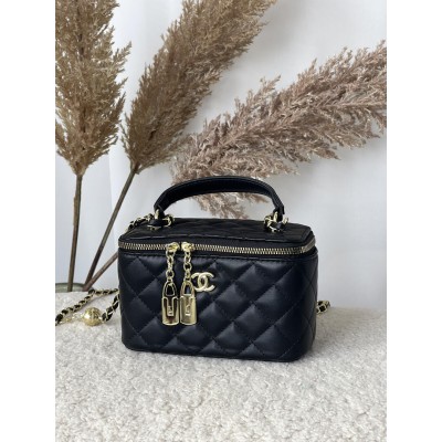 Сумка жіноча клатч Chanel Classic Lambskin чорний Шанель барило Сумка жіноча клатч Chanel Classic Lambskin чорний Шанель барило