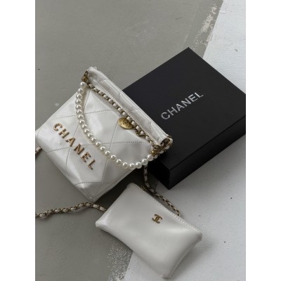 Сумка жіноча клатч через плече Chanel 22 Mini Handbag з перлами Шанель білий 22 Міні Сумка жіноча клатч через плече Chanel 22 Mini Handbag з перлами Шанель білий 22 Міні