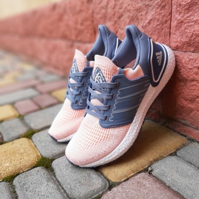 Adidas UltraBOOST 2020 пудровые с синим, Размер 39