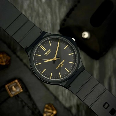 Casio MW-240-1E2