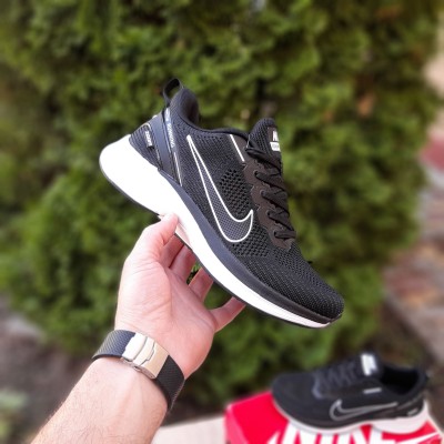 Nike Zoom Winflo черные на белом, Размер 41