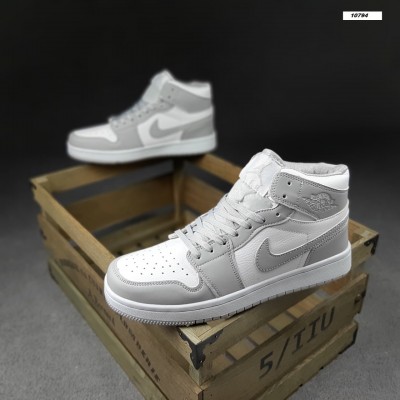 Nike Air Jordan 1 MID білі з сірим, Розмір 42