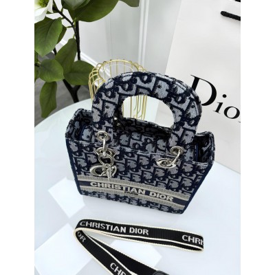 Женская сумка клатч Кристиан Диор синяя с текстильными ручками Dior