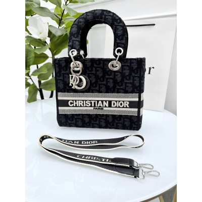 Клатч жіноча сумка Крістіан Діор чорна з текстильними ручками Dior Клатч жіноча сумка Крістіан Діор чорна з текстильними ручками Dior