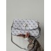 Сумка жіноча Guess багет білий Гесс