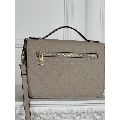 Сумка жіноча Луї Вітон через плече Louis Vuitton Medium Pochette кремовий