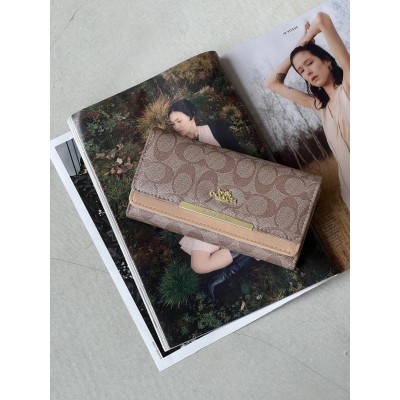 Жіночий гаманець Coach бежевий подвійний великий Коуч Жіночий гаманець Coach бежевий подвійний великий Коуч