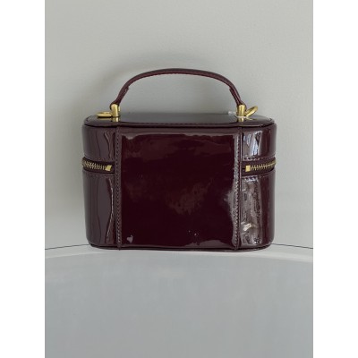 Жіноча сумка Yves Saint-Laurent Gaby Vanity Lacquered Leather Shoulder Bag YSL бочонок бордовий Ів Сен Лоран