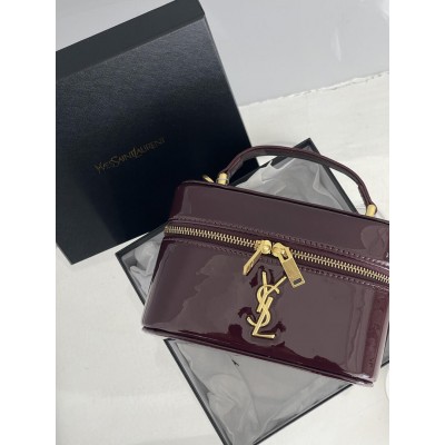 Жіноча сумка Yves Saint-Laurent Gaby Vanity Lacquered Leather Shoulder Bag YSL бочонок бордовий Ів Сен Лоран Жіноча сумка Yves Saint-Laurent Gaby Vanity Lacquered Leather Shoulder Bag YSL бочонок бордовий Ів Сен Лоран