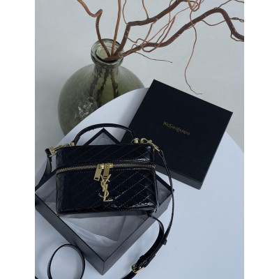 Жіноча сумка Yves Saint-Laurent Gaby Vanity Lacquered Leather Shoulder Bag YSL бочонок чорний стьобаний Лоран Жіноча сумка Yves Saint-Laurent Gaby Vanity Lacquered Leather Shoulder Bag YSL бочонок чорний стьобаний Лоран