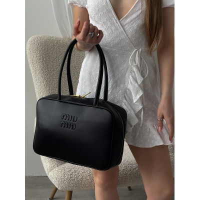 Сумка жіноча Miu Miu Leather Beau Bag чорний наплічна Міу Міу (Premium)
