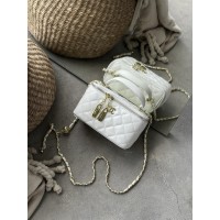 Сумка жіноча клатч Chanel Classic Lambskin білий Шанель барило