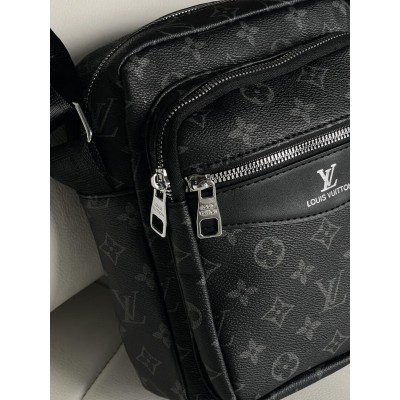 Чоловіча сумка месенджер Louis Vuitton через плече чорний Луї Віттон