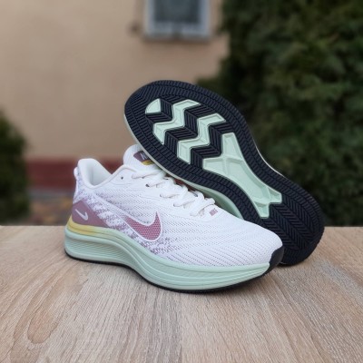 Nike ZOOM Winflo білі з пудрою, Розмір 39