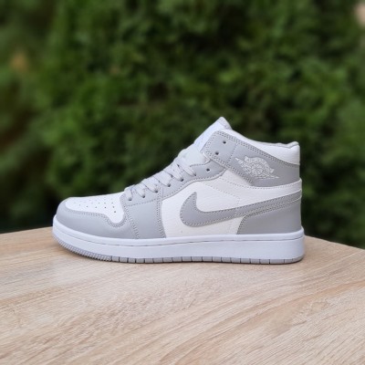 Nike Air Jordan 1 MID білі з сірим, Розмір 42 Nike Air Jordan 1 MID білі з сірим, Розмір 42
