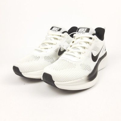Nike AIR ZOOM білі з чорним, Розмір 38