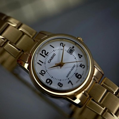 Casio LTP-V002G-7B
