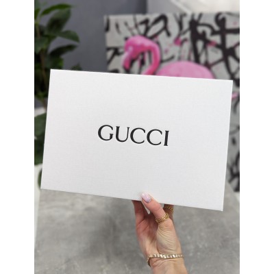 Фірмова упаковка коробка Gucci, упаковка на подарунок. Подарункова брендова упаковка Гуччі Фірмова упаковка коробка Gucci, упаковка на подарунок. Подарункова брендова упаковка Гуччі