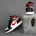 Nike Air Jordan 1 білі з чорним і червоним, Розмір 38