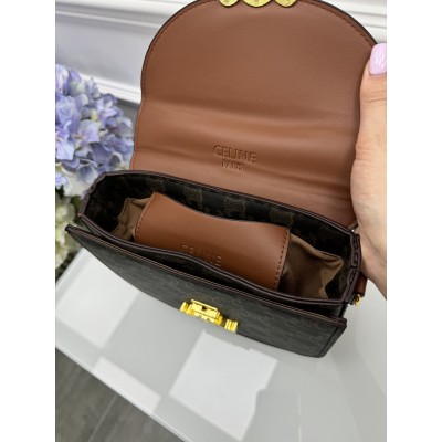 Сумка женская  Сeline Saddle через плечо коричневый моногам Селин
