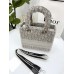 Женская сумка клатч Кристиан Диор молочная с текстильными ручками Dior