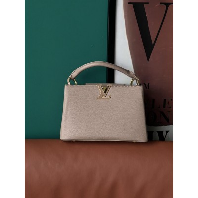 Жіноча сумка Louis Vuitton Capucines через плече Луї Віттон бежевий класичний Жіноча сумка Louis Vuitton Capucines через плече Луї Віттон бежевий класичний