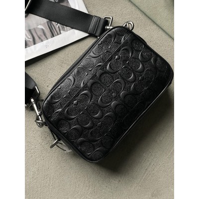 Чоловічі сумки COACH GRAHAM CROSSBODY через плече чорний стьобаний Коуч